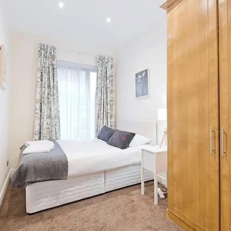 Captivating 2-bed In 1 Dublino